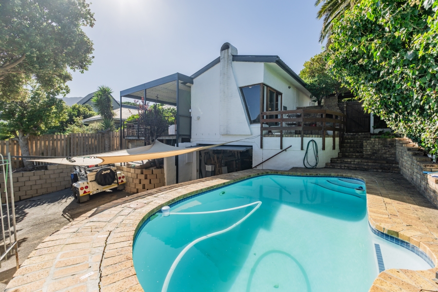 3 Bedroom Property for Sale in Penzance Estate Western Cape